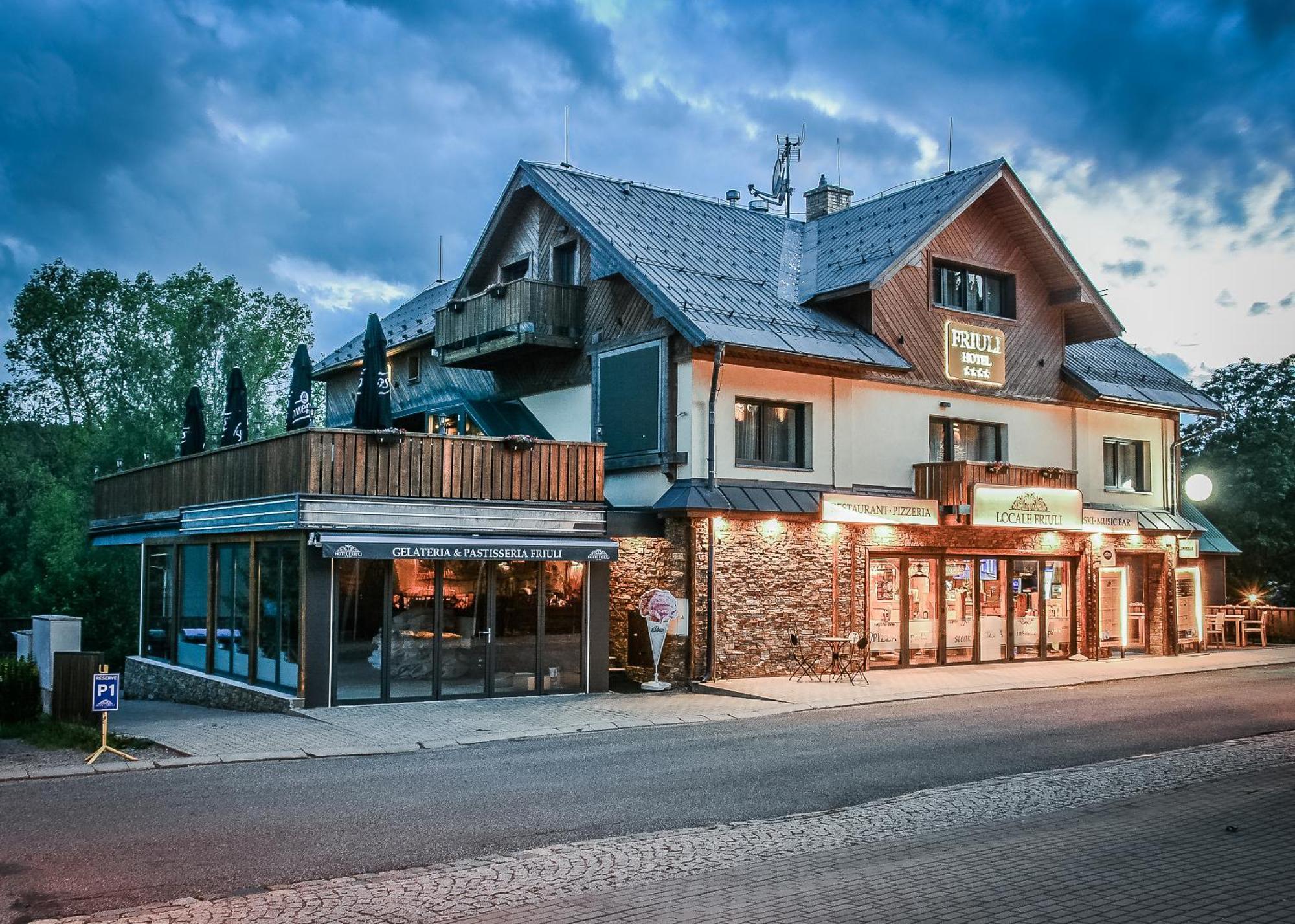 Hotel Friuli Harrachov Bagian luar foto
