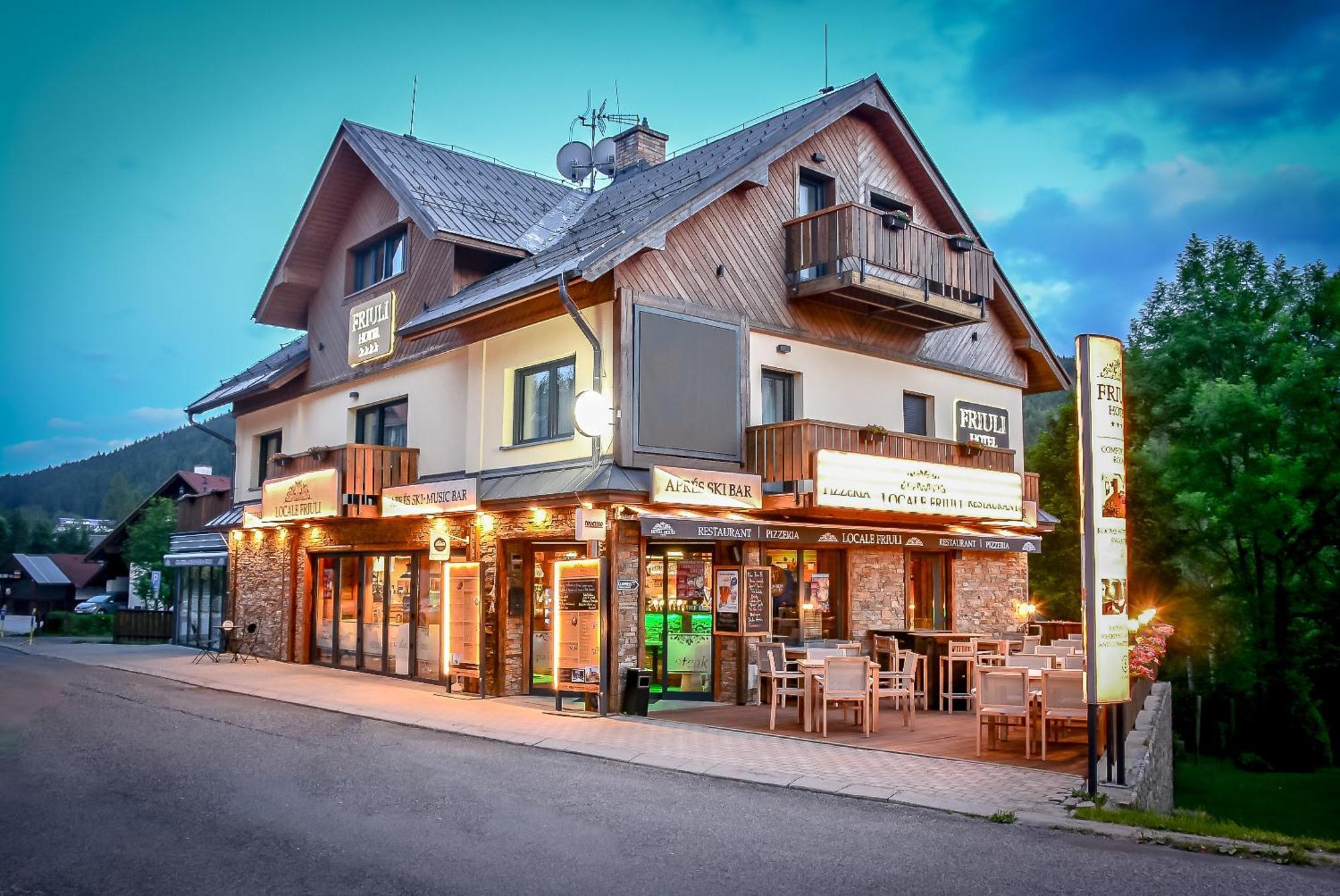 Hotel Friuli Harrachov Bagian luar foto